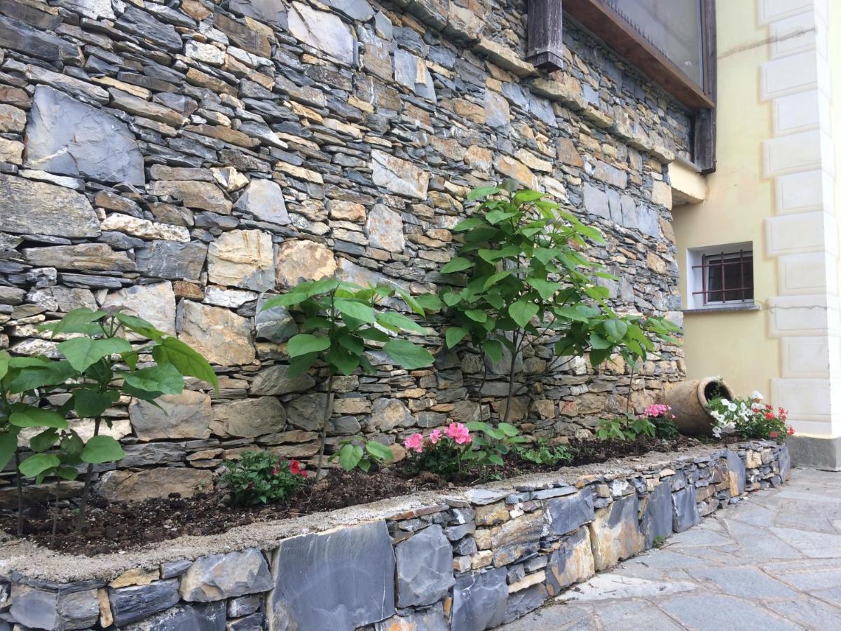 Il Girasole Bed and Breakfast Semorile Exteriör bild